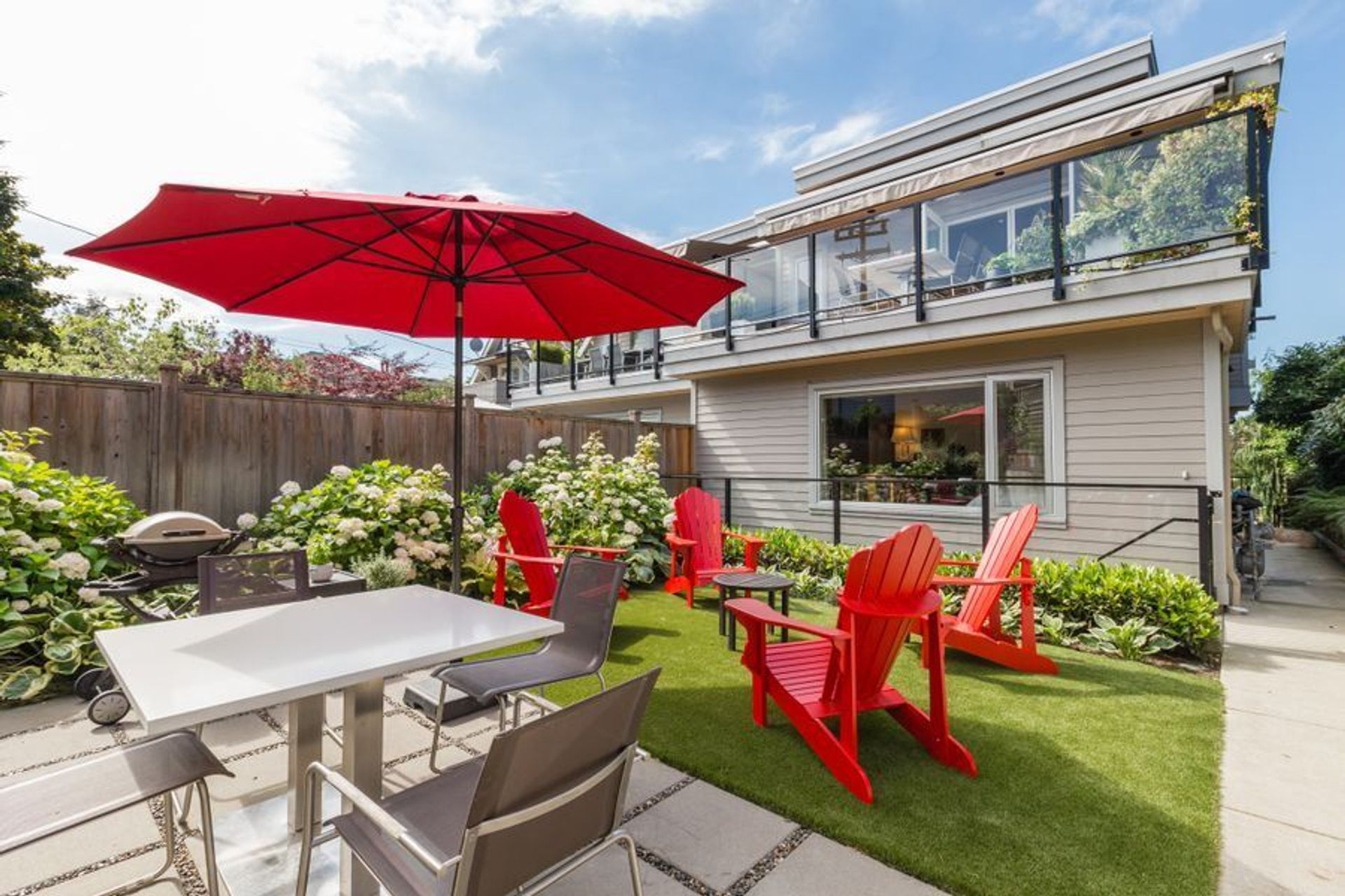 84320 at 350 5th Street E, North Vancouver