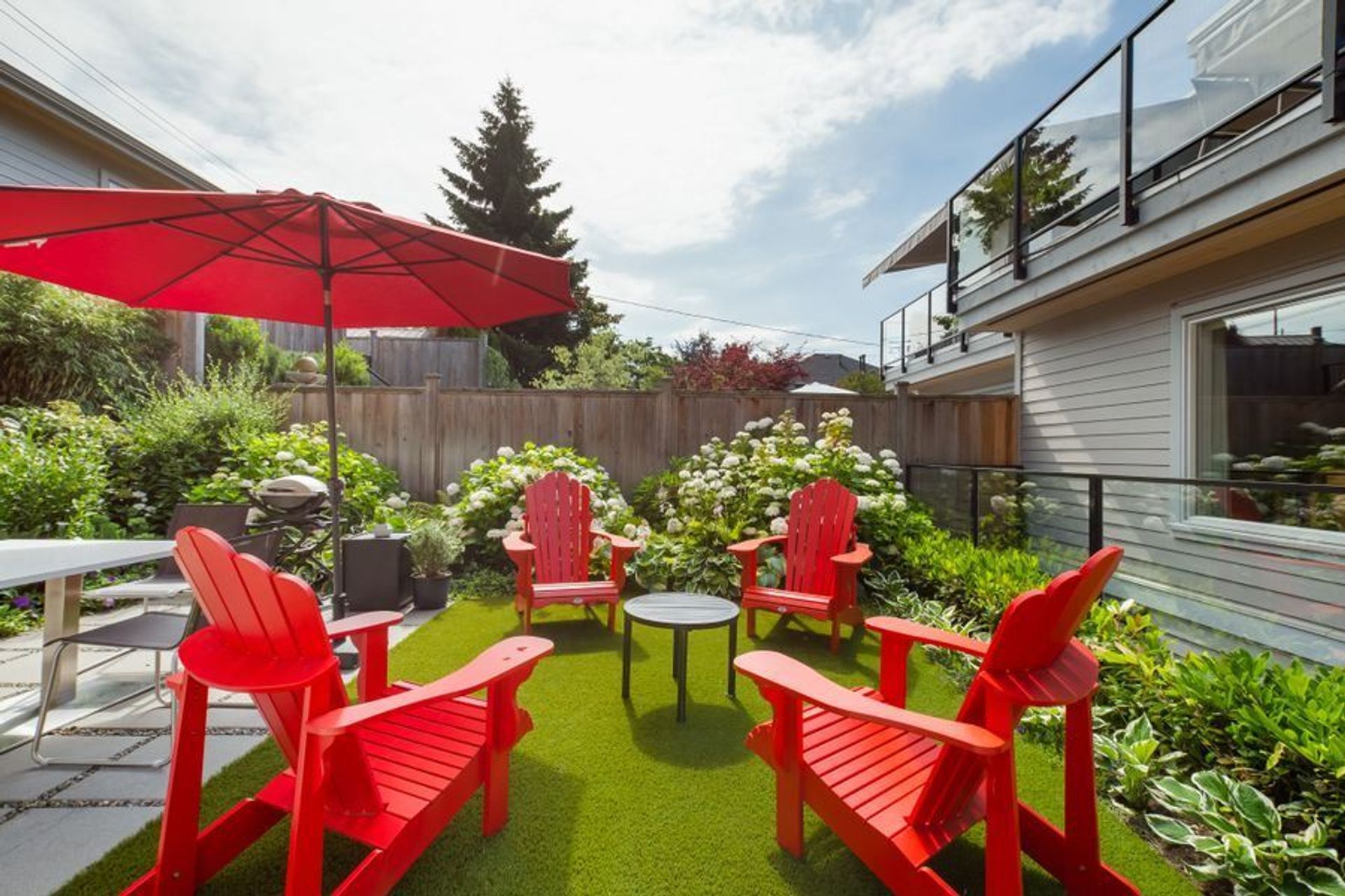 84352 at 350 5th Street E, North Vancouver