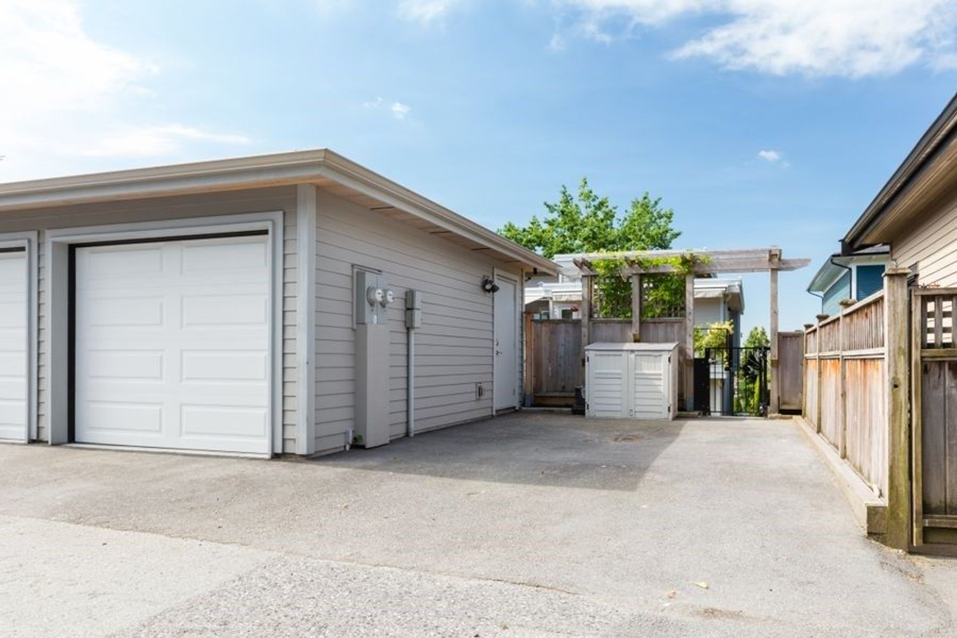 84356 at 350 5th Street E, North Vancouver