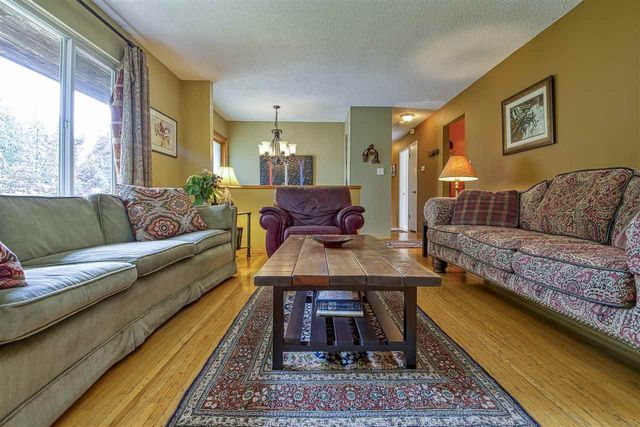 85167 at 2821 William Avenue, North Vancouver