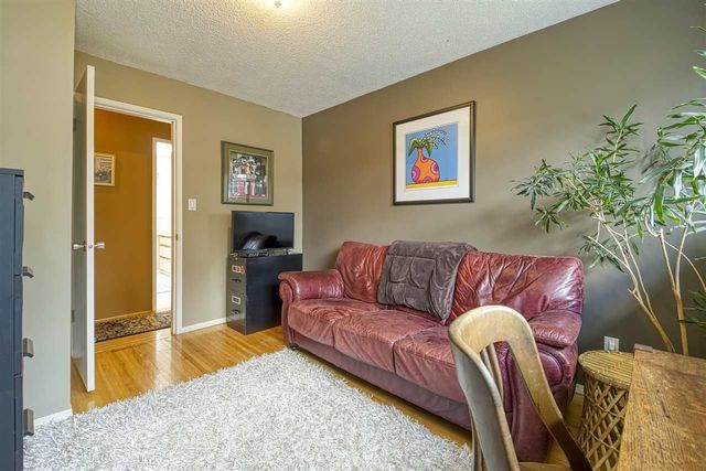 85203 at 2821 William Avenue, North Vancouver