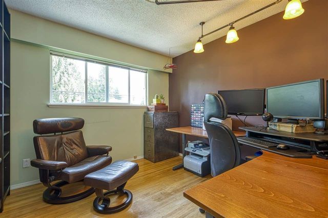 85211 at 2821 William Avenue, North Vancouver