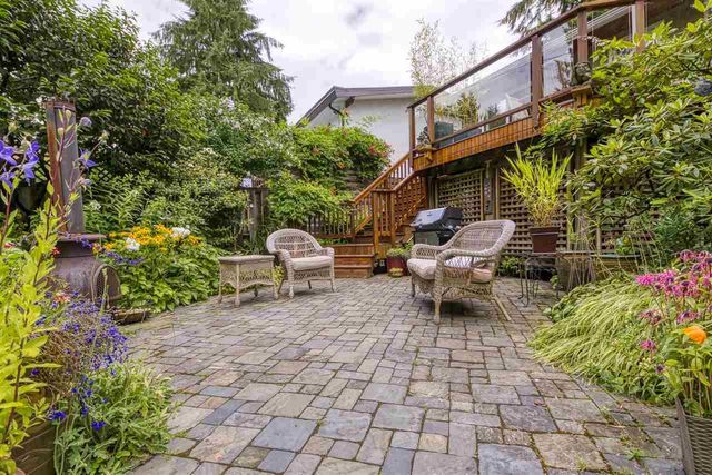 85243 at 2821 William Avenue, North Vancouver