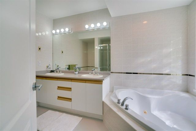 85885 at 36 - 1001 Northlands Drive, North Vancouver