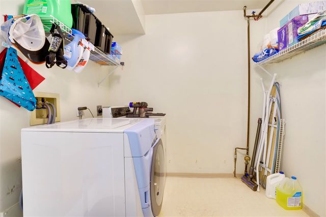 85929 at 36 - 1001 Northlands Drive, North Vancouver