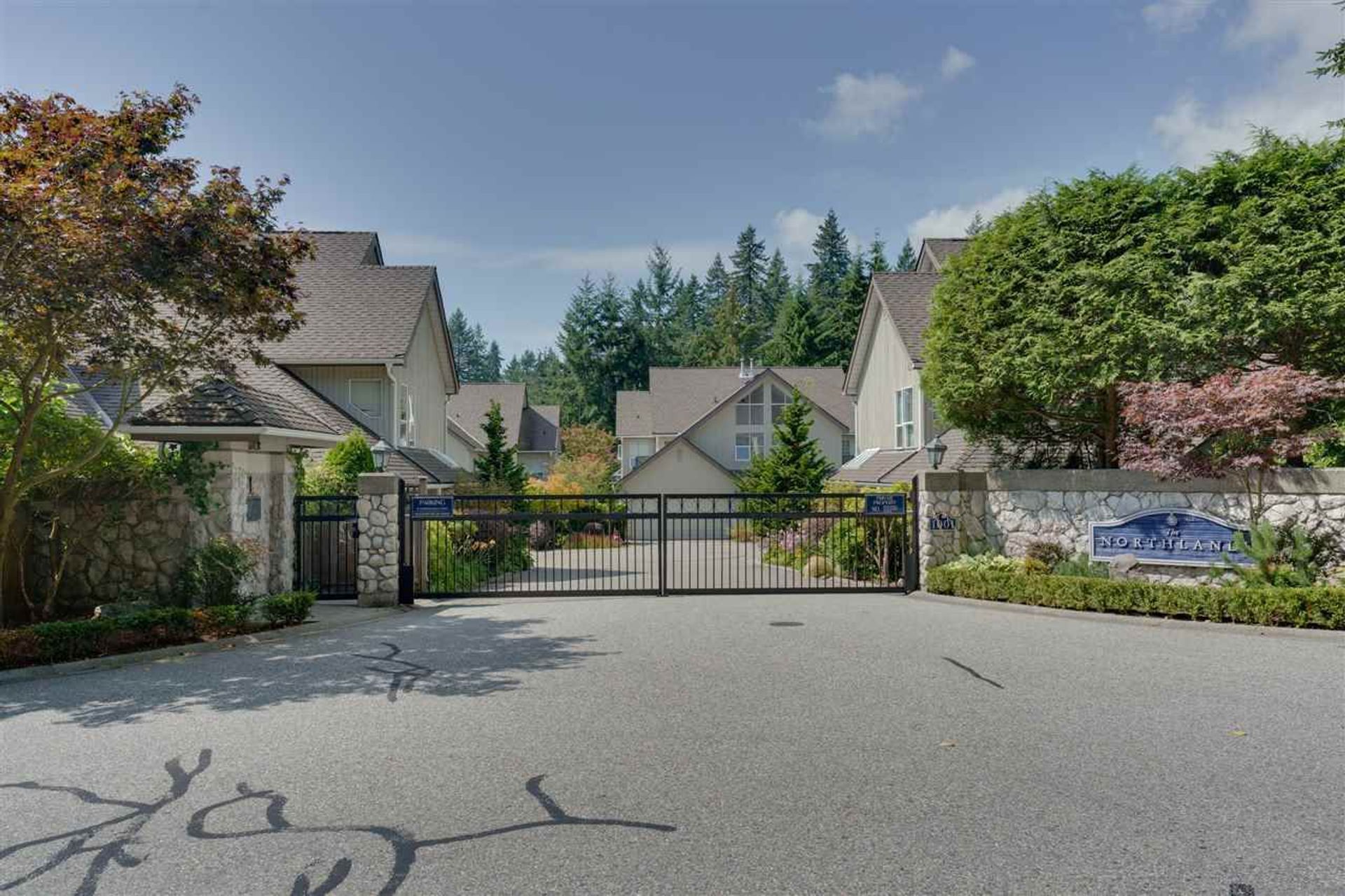 85809 at 36 - 1001 Northlands Drive, North Vancouver