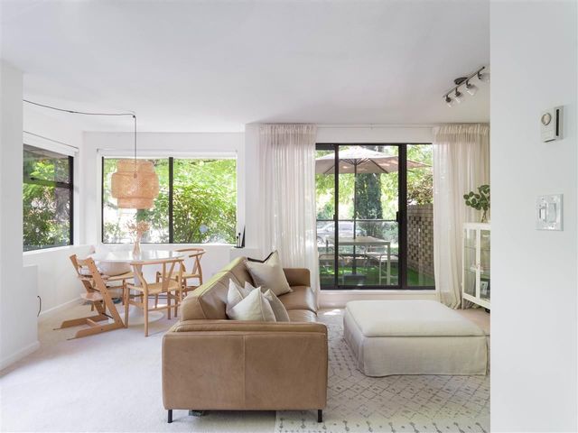 86678 at 104 - 1702 Chesterfield Avenue, North Vancouver