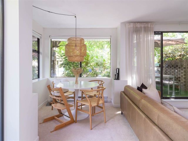 86682 at 104 - 1702 Chesterfield Avenue, North Vancouver