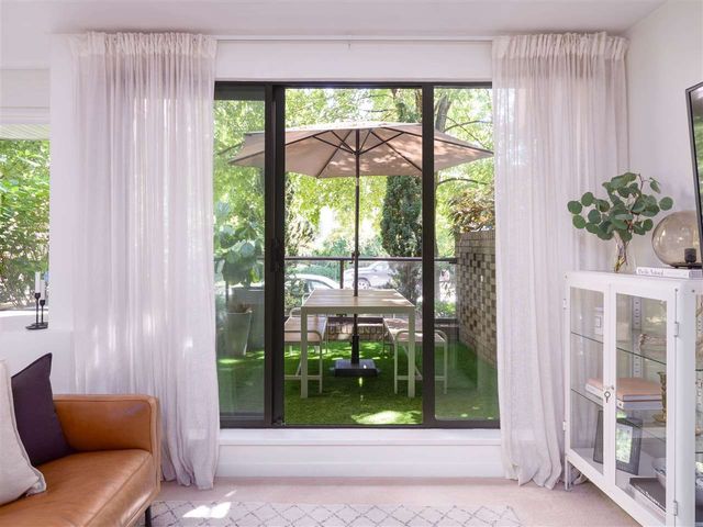 86686 at 104 - 1702 Chesterfield Avenue, North Vancouver