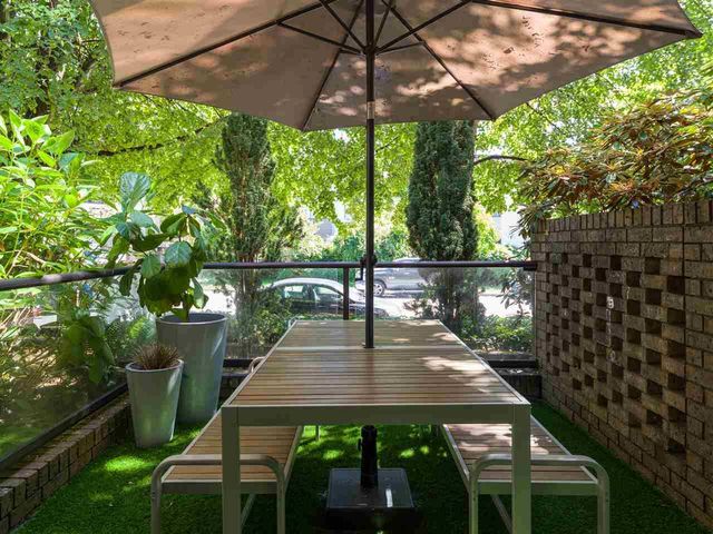 86690 at 104 - 1702 Chesterfield Avenue, North Vancouver