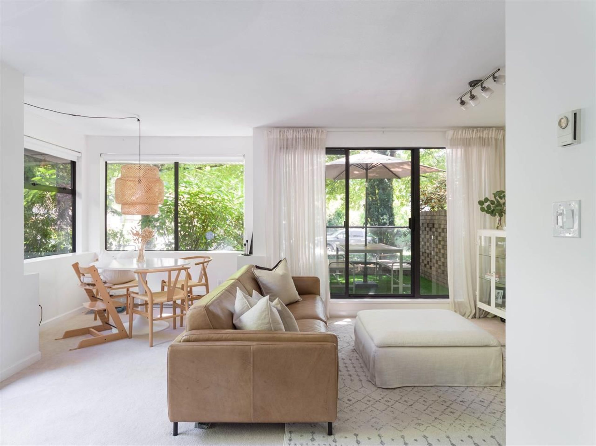 86678 at 104 - 1702 Chesterfield Avenue, North Vancouver