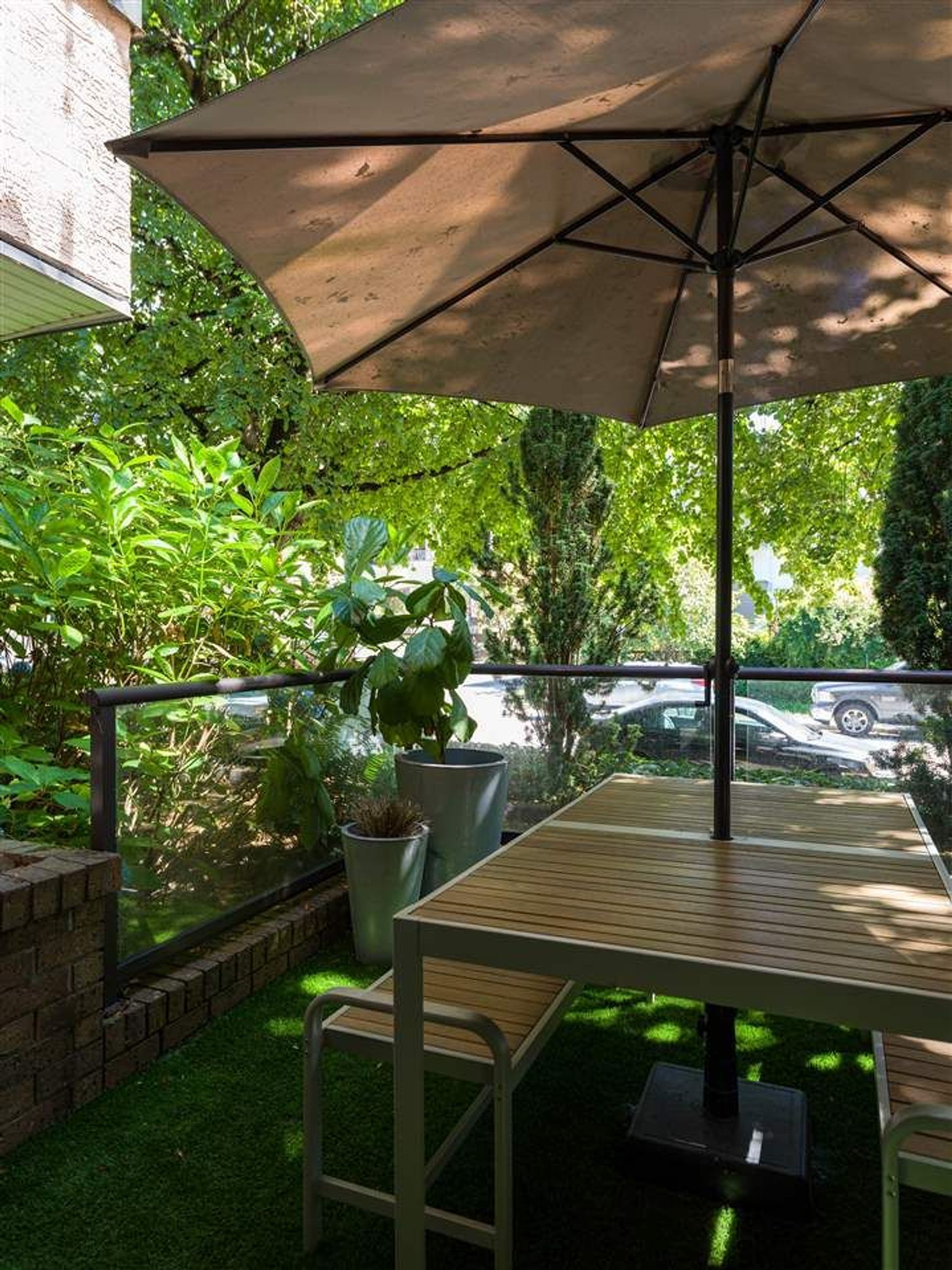 86694 at 104 - 1702 Chesterfield Avenue, North Vancouver