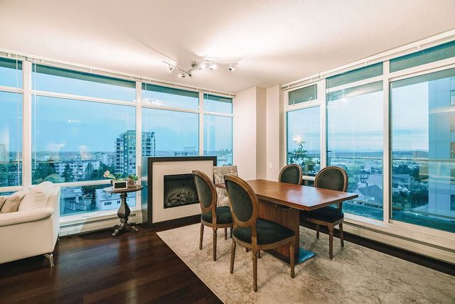 86782 at 806 - 158 13th Street W, North Vancouver