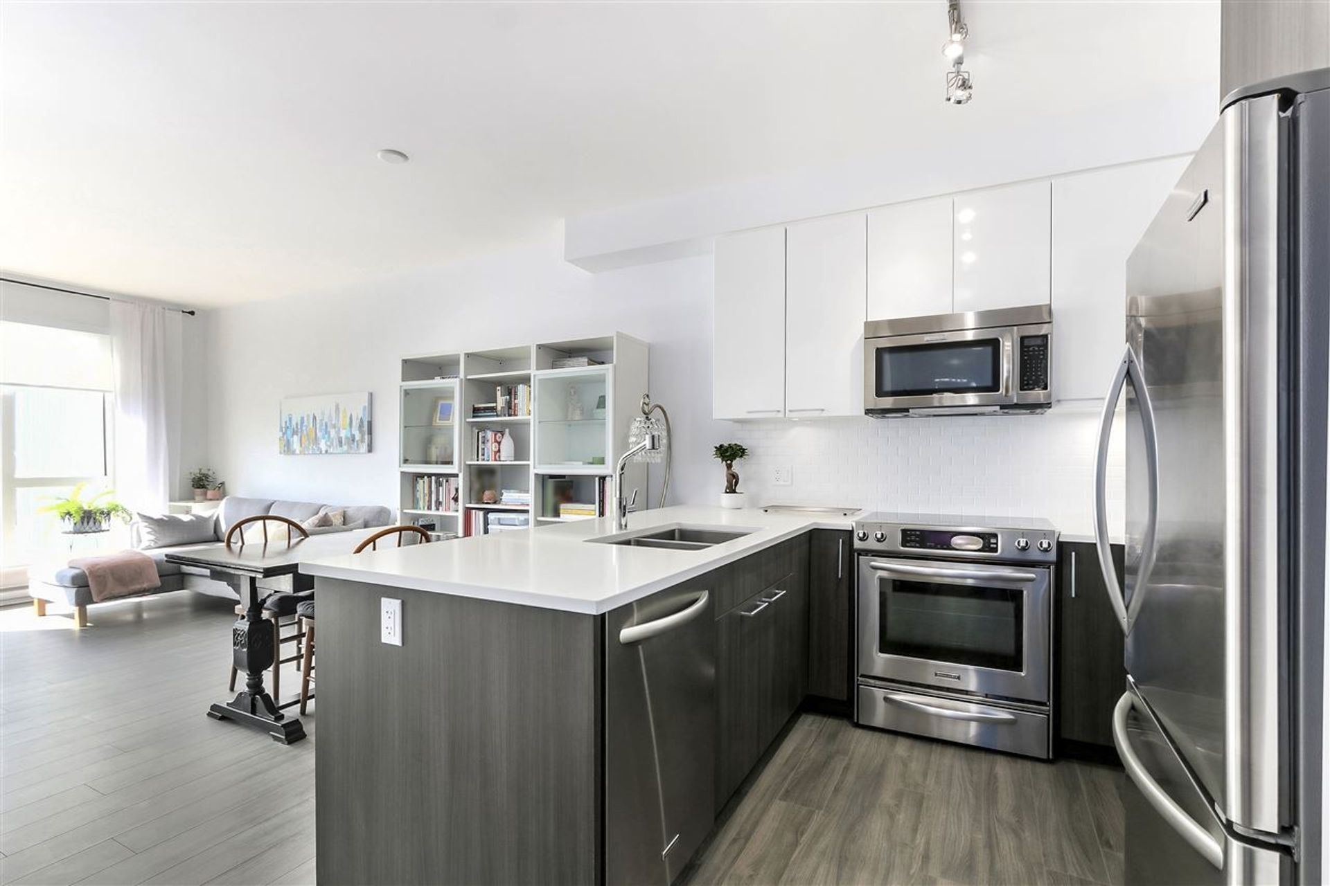 86935 at 308 - 1201 16th Street W, North Vancouver