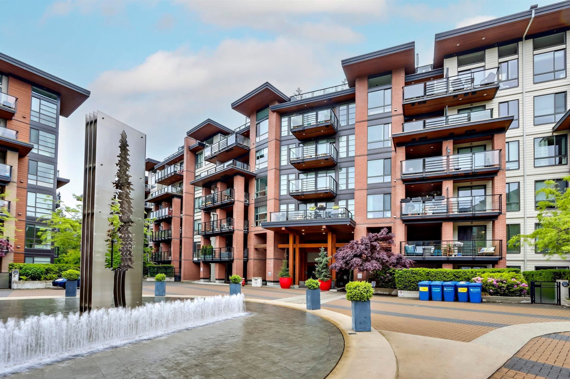 424 - 723 W 3rd Street, Harbourside, North Vancouver 2 by North Shore Real Estate Team 424 - 723 W 3rd Street, Harbourside, North Vancouver 2