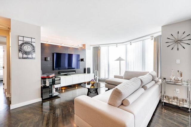 889-homer-street-downtown-vw-van at 803 - 889 Homer Street, Downtown VW, Vancouver West