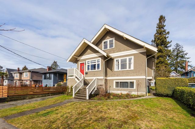 528-e-9th-street-boulevard-north at 528 E 9th Street, Boulevard, North Vancouver