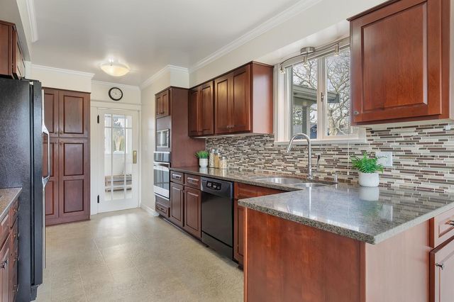 528-e-9th-street-boulevard-north at 528 E 9th Street, Boulevard, North Vancouver