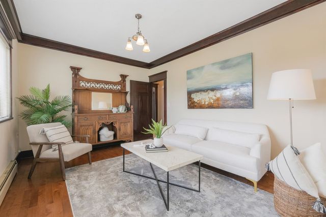 528-e-9th-street-boulevard-north at 528 E 9th Street, Boulevard, North Vancouver