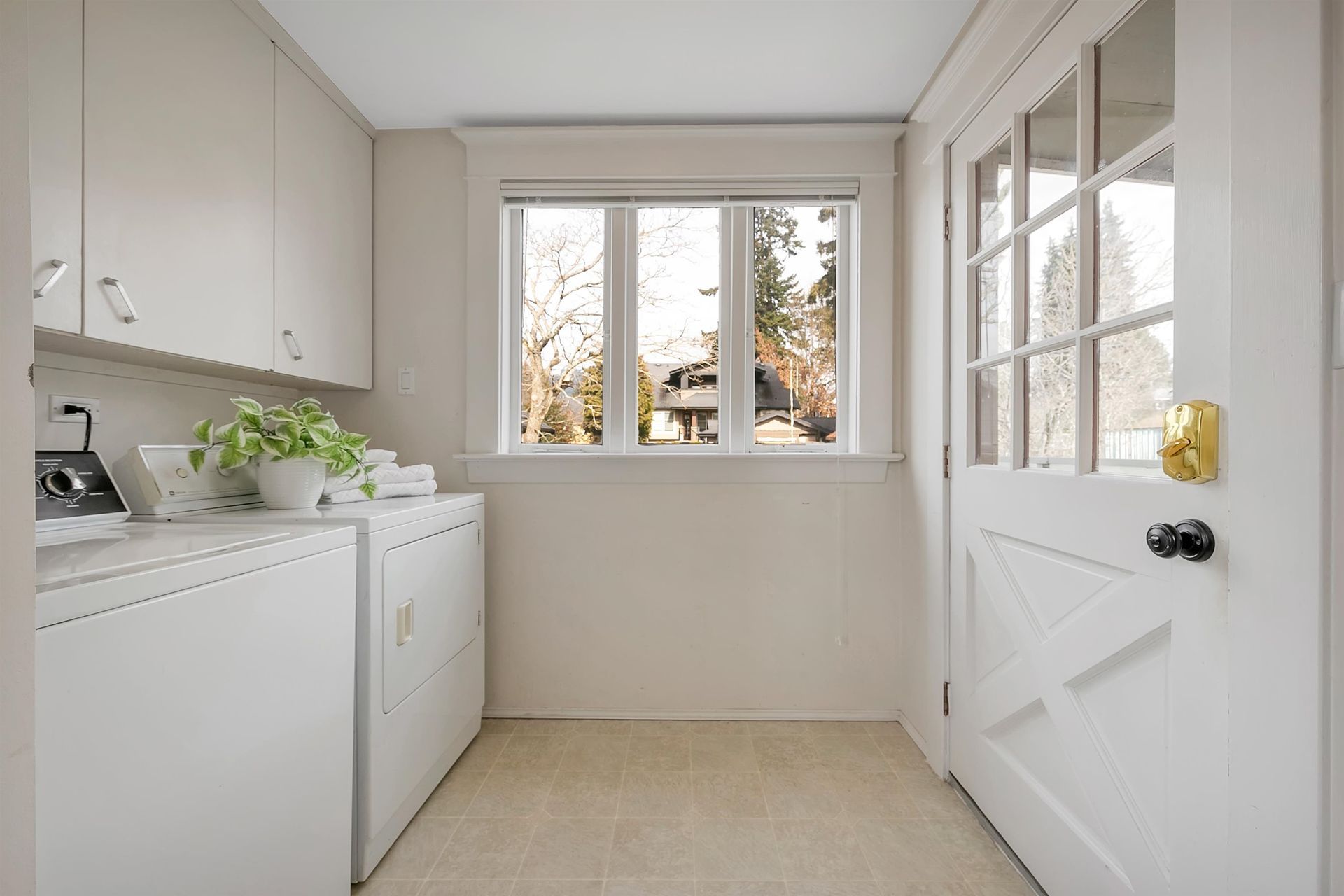 528-e-9th-street-boulevard-north at 528 E 9th Street, Boulevard, North Vancouver