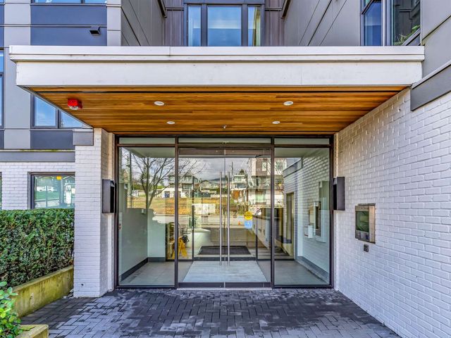 747-e-3rd-street-queensbury-nort at 310 - 747 E 3rd Street, Queensbury, North Vancouver