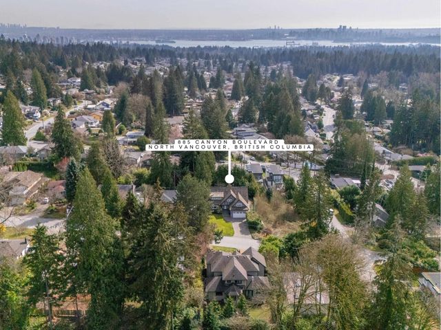 885-canyon-boulevard-canyon-heig at 885 Canyon Boulevard, Canyon Heights NV, North Vancouver