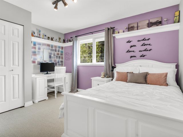 885-canyon-boulevard-canyon-heig at 885 Canyon Boulevard, Canyon Heights NV, North Vancouver