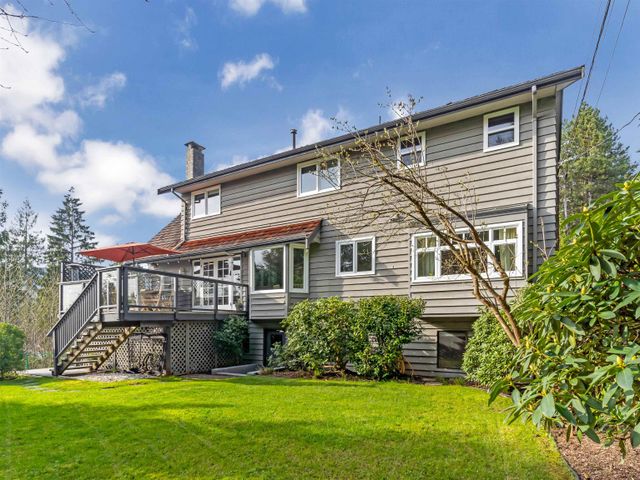 885-canyon-boulevard-canyon-heig at 885 Canyon Boulevard, Canyon Heights NV, North Vancouver