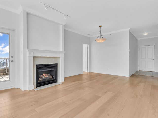 160-e-13th-street-central-lonsda at 1304 - 160 E 13th Street, Central Lonsdale, North Vancouver