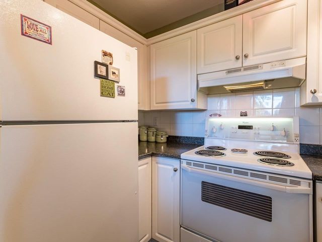 87019 at 103 - 1523 Bowser Avenue, North Vancouver