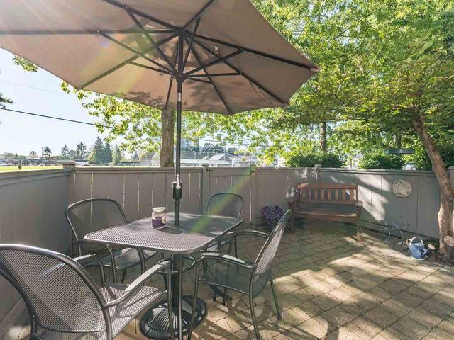 87083 at 103 - 1523 Bowser Avenue, North Vancouver