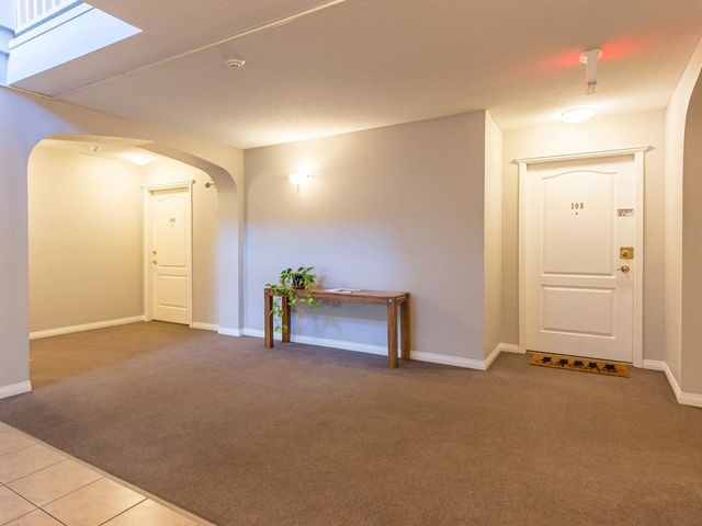 87091 at 103 - 1523 Bowser Avenue, North Vancouver