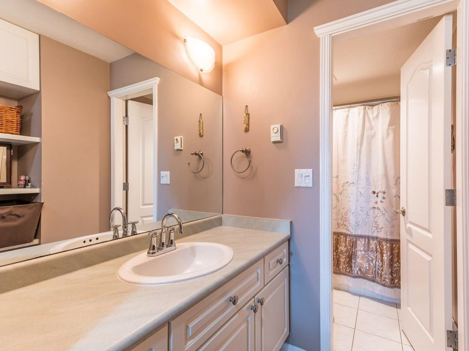 87051 at 103 - 1523 Bowser Avenue, North Vancouver