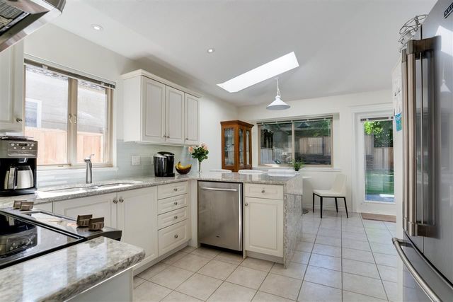 87554 at 3265 Chaucer Avenue, North Vancouver