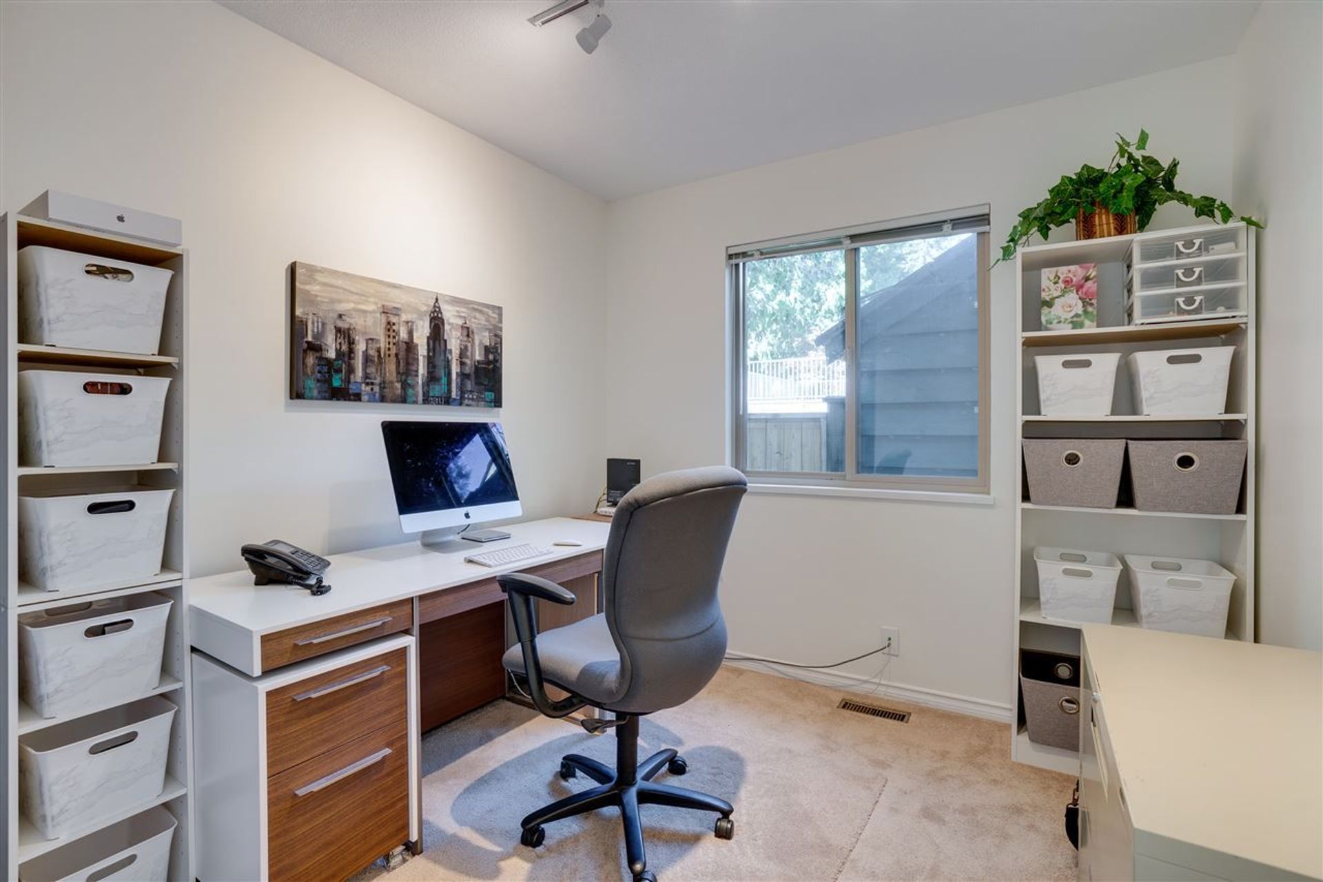 87574 at 3265 Chaucer Avenue, North Vancouver