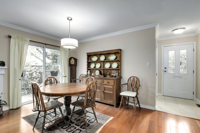 88356 at 261 16th Street W, North Vancouver