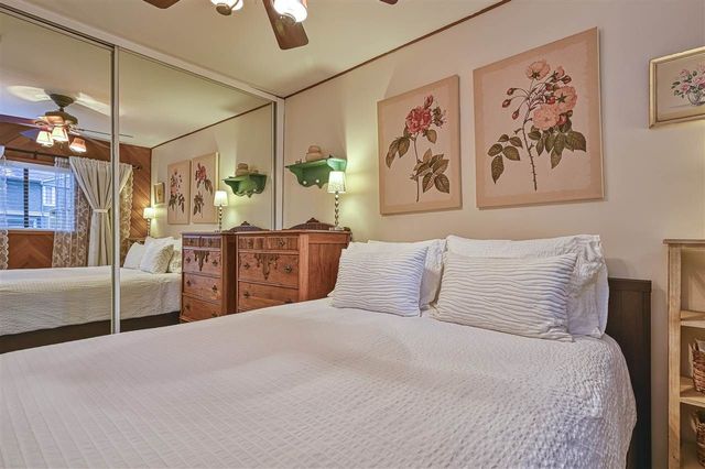 88995 at 1517 Draycott Road, North Vancouver