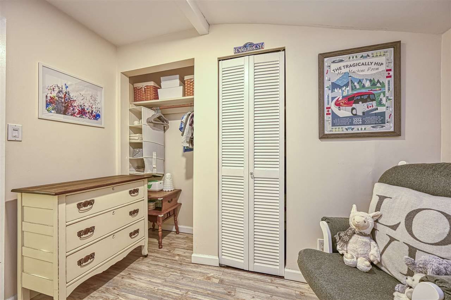 89003 at 1517 Draycott Road, North Vancouver