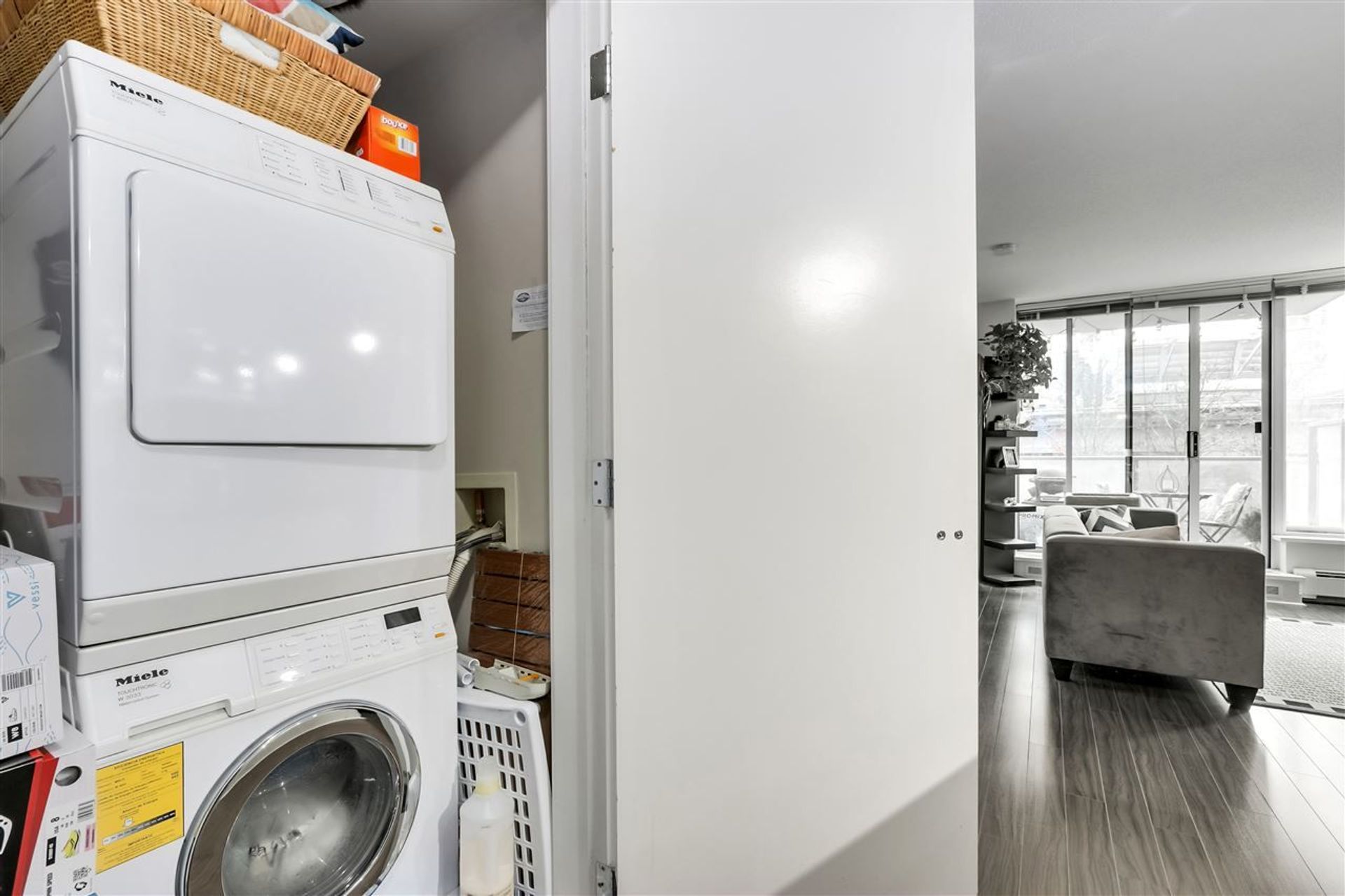 89814 at 307 - 689 Abbott Street, Vancouver West