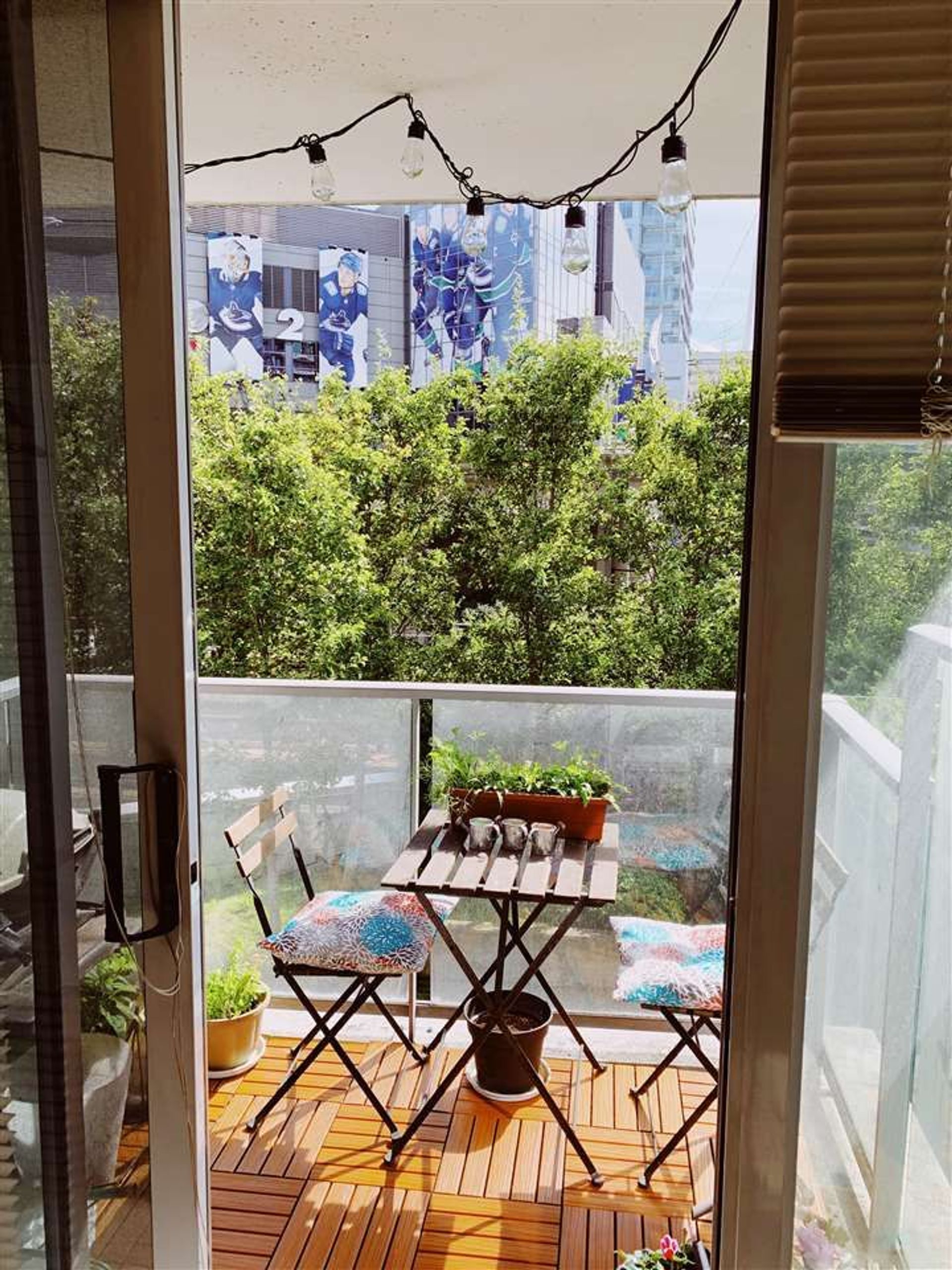 89822 at 307 - 689 Abbott Street, Vancouver West