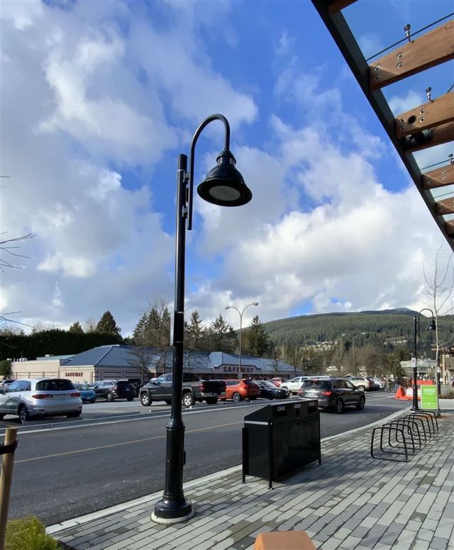 90034 at 402 - 2663 Library Lane, North Vancouver