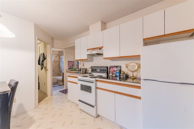 90186 at 1953 Chesterfield Avenue, North Vancouver