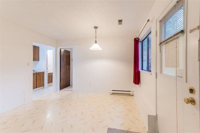 90250 at 1953 Chesterfield Avenue, North Vancouver