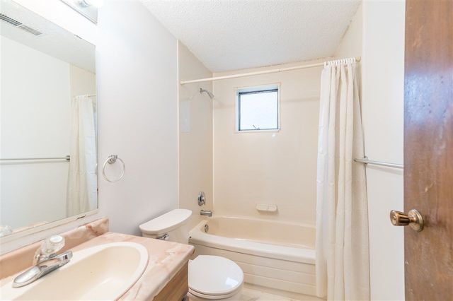 90262 at 1953 Chesterfield Avenue, North Vancouver