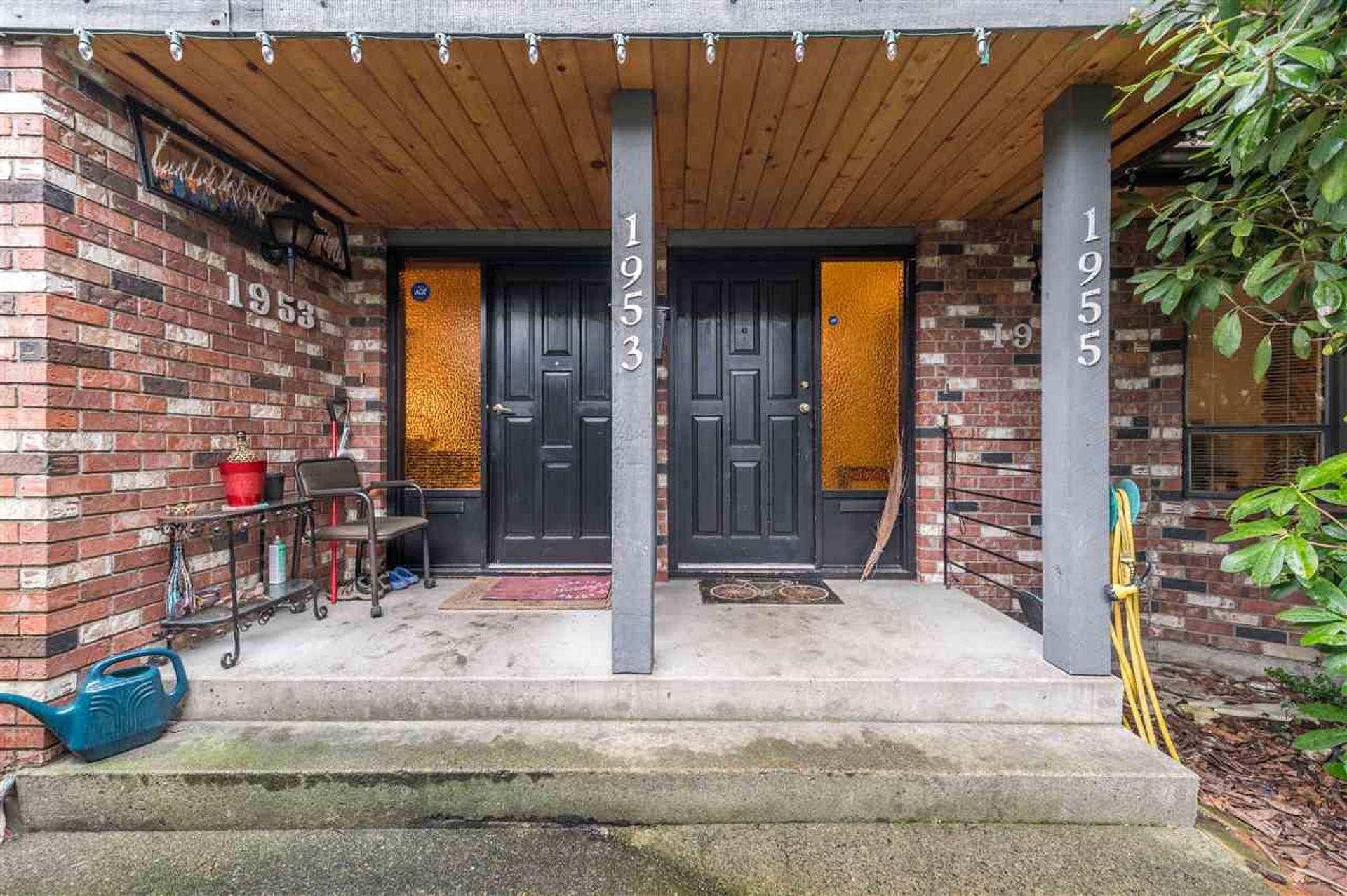 90126 at 1953 Chesterfield Avenue, North Vancouver