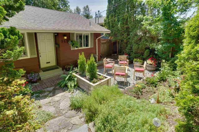 90555 at 985 Clements Avenue, North Vancouver