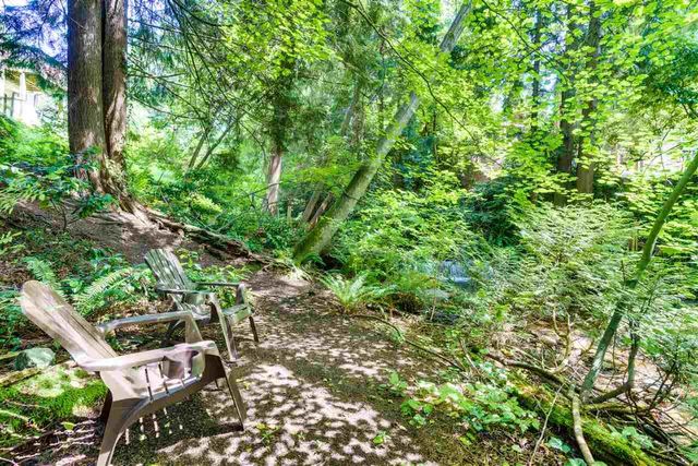 90627 at 985 Clements Avenue, North Vancouver