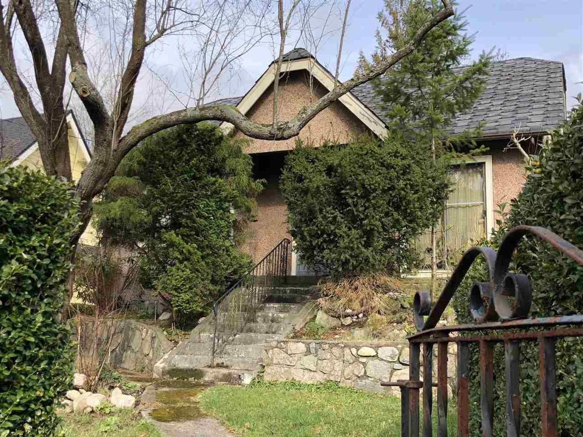 original-jpg-v-1-91265 at 448 18th Street E, North Vancouver