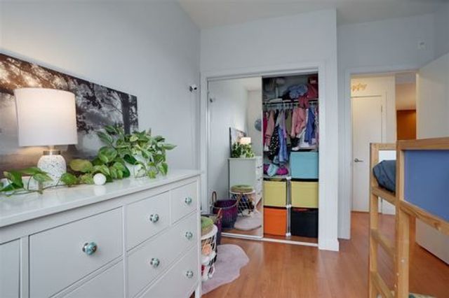 full-16-92073 at 3 - 221 E 3rd Street, North Vancouver