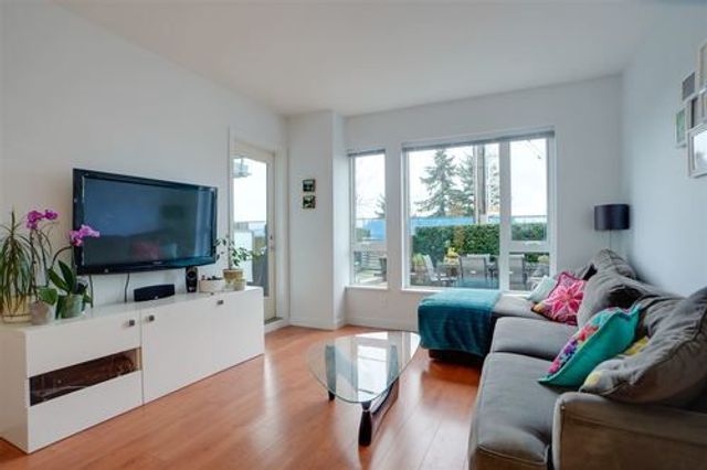 full-8-92041 at 3 - 221 E 3rd Street, North Vancouver